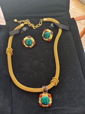 Gold-Tone Necklace & Earring Set with Green Cabochon Accents comes with pouch